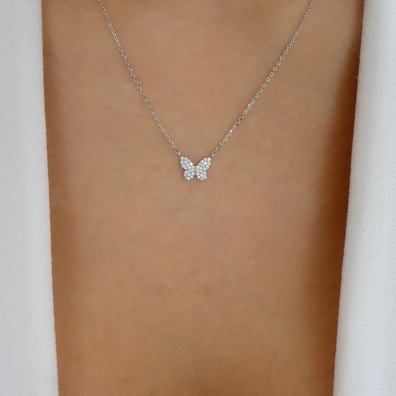 Wholesale bowknot necklaces - european & american cross-border jewelry - minimalist fashion pendants - women's alloy diamond-studded chokers & sweater chains