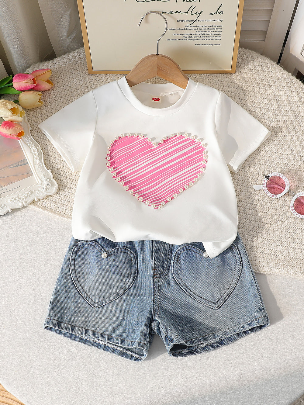new product girl european and american style heart t-shirt + washed jeans suit