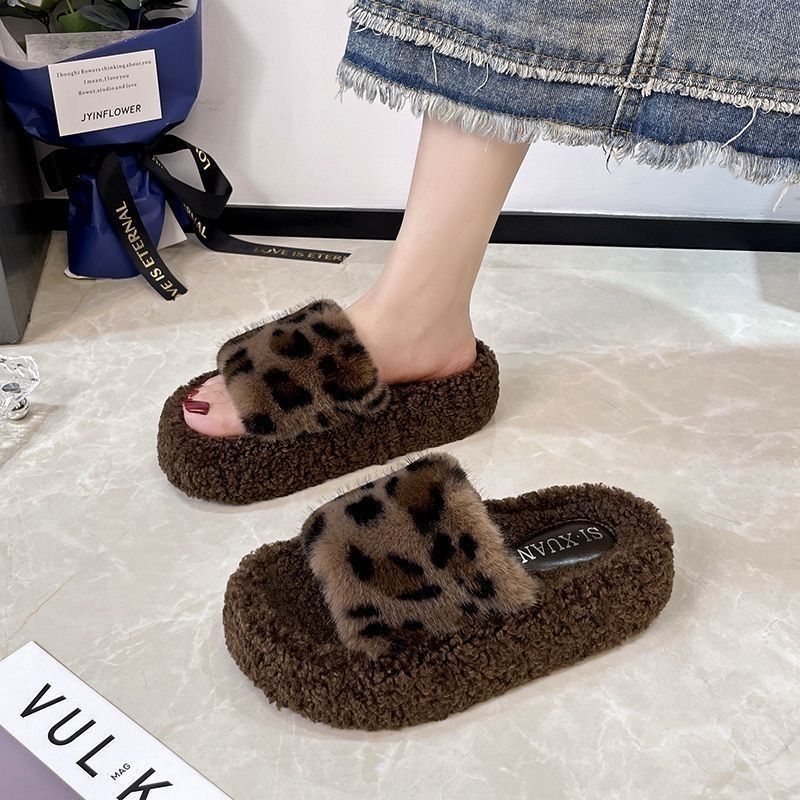 Thick sole fur slippers for women outwear2024 autumn winternew arrival lamb furry popular home one-line cotton slippers