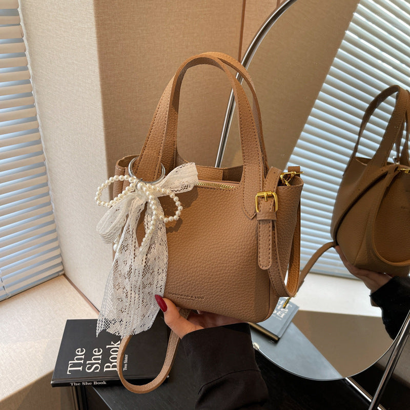 Foreign trade advanced sense small bag women 2025 new fashion versatile messenger bag summer super fire handbag bucket bag