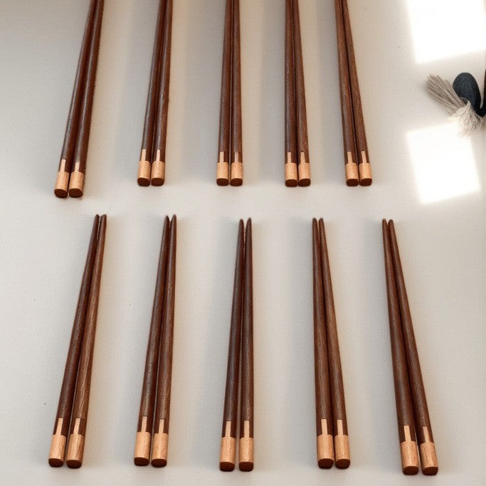 [10 pairs] black walnut wood chopsticks, high-end wooden chopsticks for home use, solid wood spliced chopsticks for gifting, one chopstick per person
