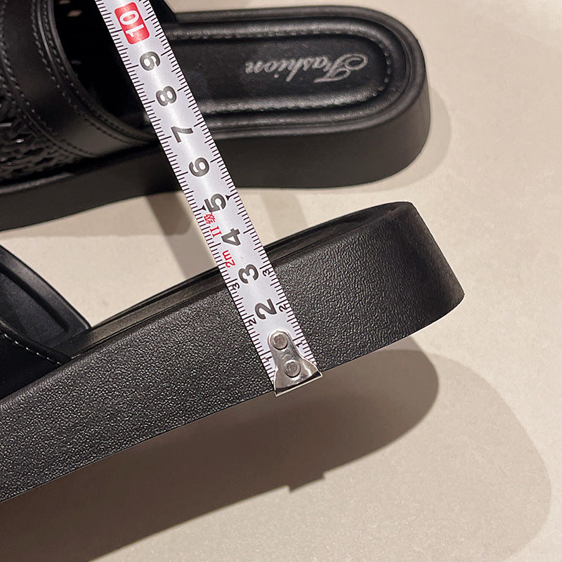 Women's summer slippers 2025 new thick-soled hollow-out buckle strap beach sandals fairy style with skirt one-strap slippers