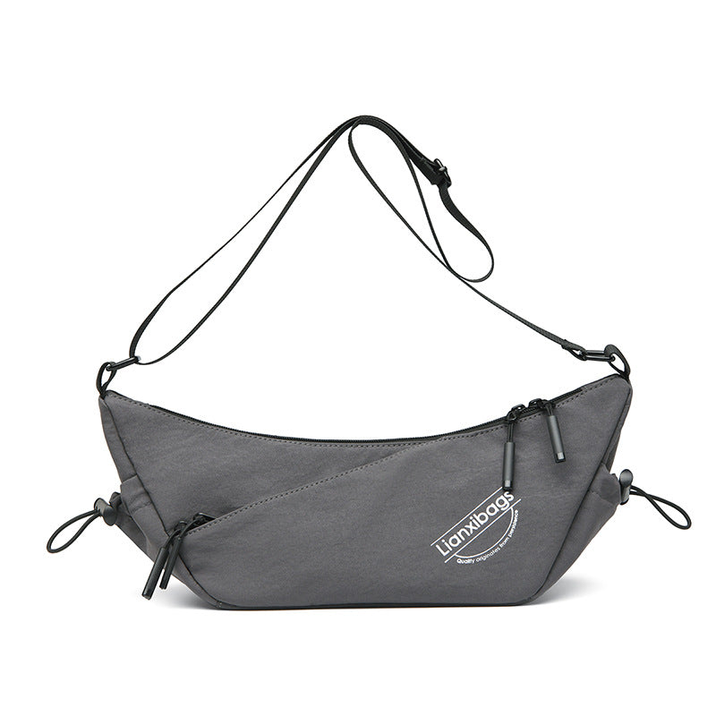 Crossbody bag men's large-capacity design sense niche messenger bag 2025 new fashion sports fitness outdoor breast bag