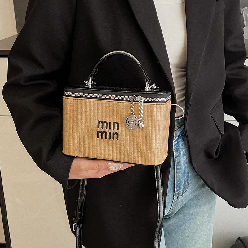 Casualcasual crossbody bag exportnew arrivalfashionwork clothingtrendy box bag k-styleclassy sense easiest for matchsatchel bag
