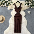 Goddess-style elegantsense of designstereo flower suspender v neck silmslimming look hip-hugging knittingdress2025 summer