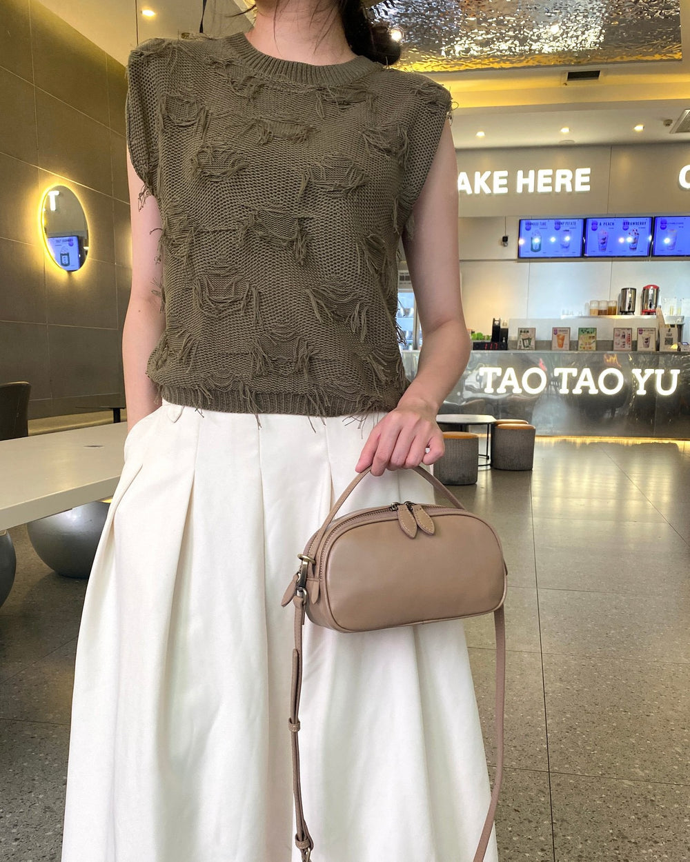 Genuine leather crossbody bag - 2024 spring/summer versatile fashion handbag - fresh & chic top grain cowhide premium small square bag