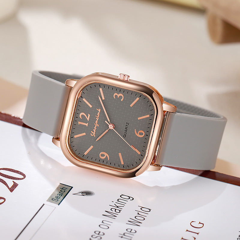 Square watch women's middle school students casual harajuku elegant small dial k-style artsyretro mori girl digital women's watch