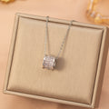 Popular popular refined inlaid zirconium small waist necklace accessible luxury niche jewelry for women high-end sense of versatility elegant clavicle chain