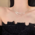 Multi-layered tassel snake bone chain jewelry metal necklace for women french cold style necklace accessible luxury accessories clavicle