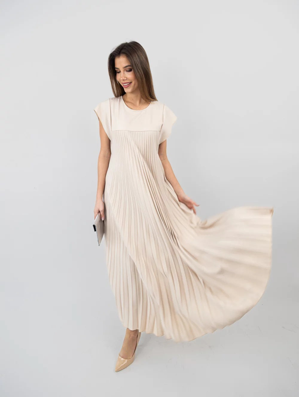 Amazon women's  european and american style spring new arrival solid color elegant fashion round neck short sleeve pleated loose dress