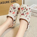 2025 summer clogs: cute student-style outdoor women's casual flat anti-slip closed-toe beach slippers - trendy & soft