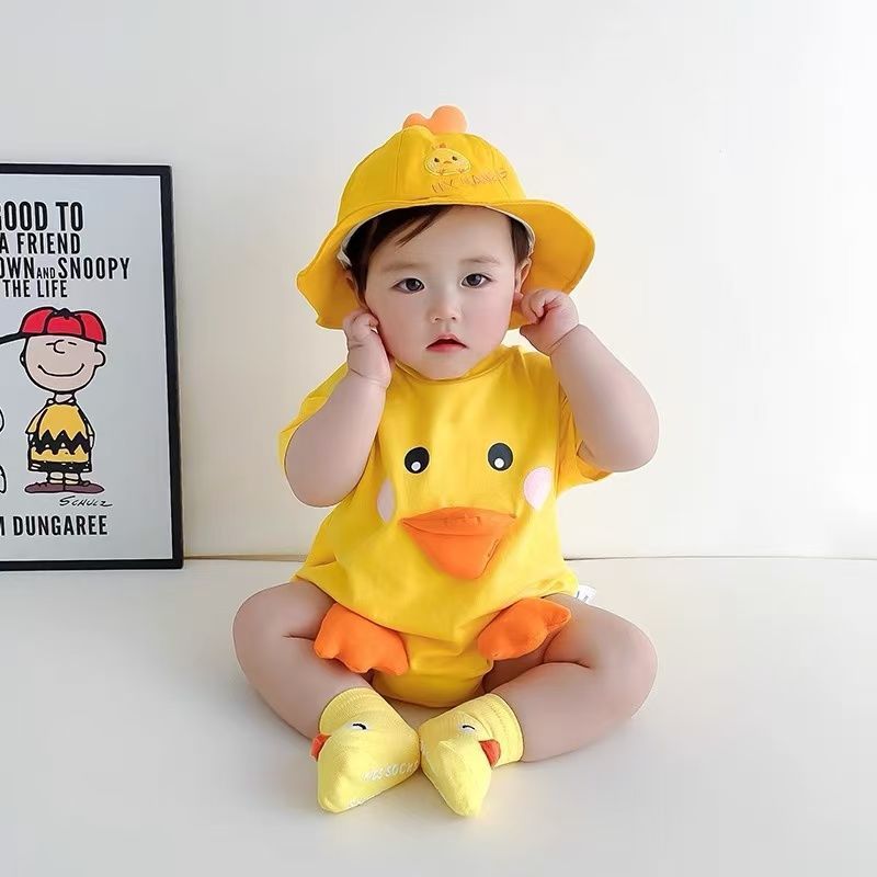 Super cute summer clothes, cute thin khaki baby summer onesie, short-sleeved baby clothes for men and women, cartoon