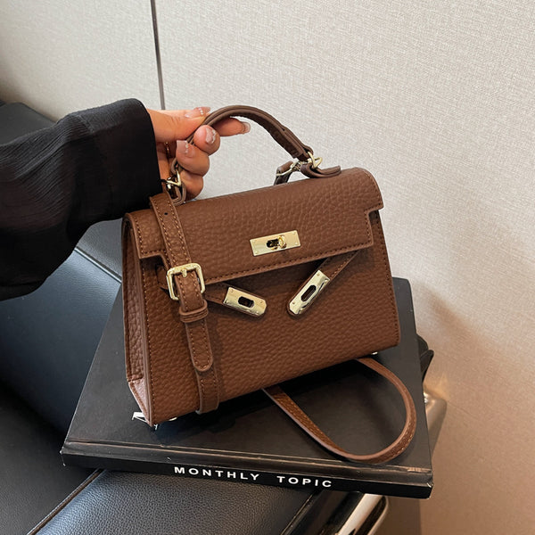 Textured lock portable small square bag women's bag 2025 new versatile high value classic shoulder messenger bag fashion