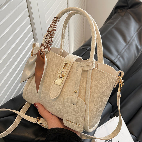 Niche bags women's bags 2025 summer new trendy vegetable baskets women's Xiaoxiangfeng messenger bags portable bucket bags