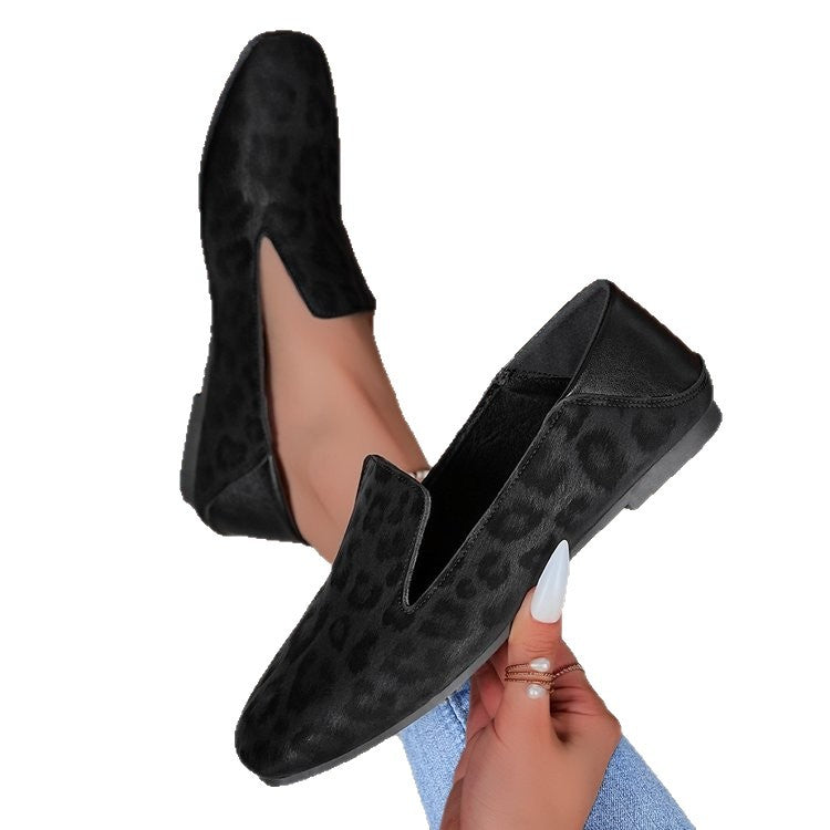 spring/autumn new arrivals: plus-size women's flat shoes for cross-border e-commerce. sizes 36-43 available. wholesale options available. dropshipping to  and