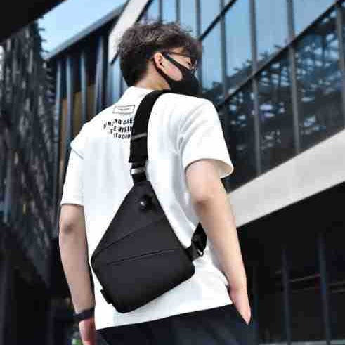 Cross-border  new shoulder bag men's leisure sports light breast bag outdoor leisure messenger bag wholesale delivery