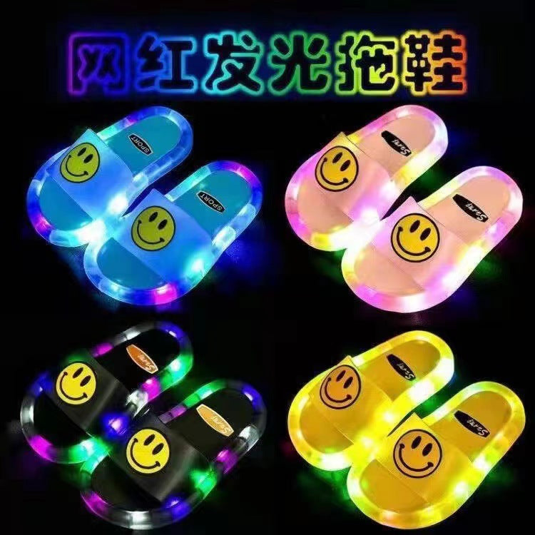 Kids' light-up jelly slippers - cute cartoon smiley face, indoor/outdoor one-strap sandals, comfortable & non-slip, wholesale