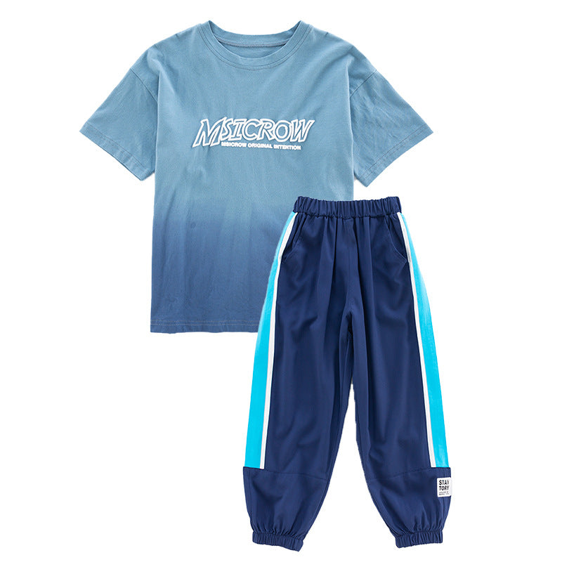 Boys' summer outfit set - trendy & stylish two-piece tracksuit for older kids - fashionable short-sleeve set for boys - cool & trendy