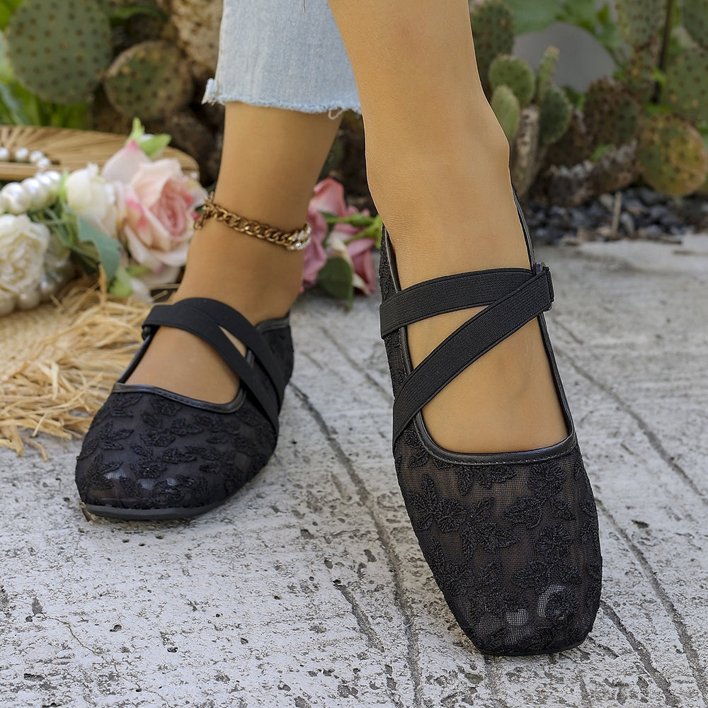 Wholesale women's plus size lace mary janes: summer new arrivals - mesh, slip-on flats