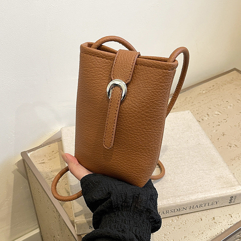 Foreign order advanced sense simple small bag women 2025 new spring and summer casual lightweight shoulder messenger bag mobile phone bag