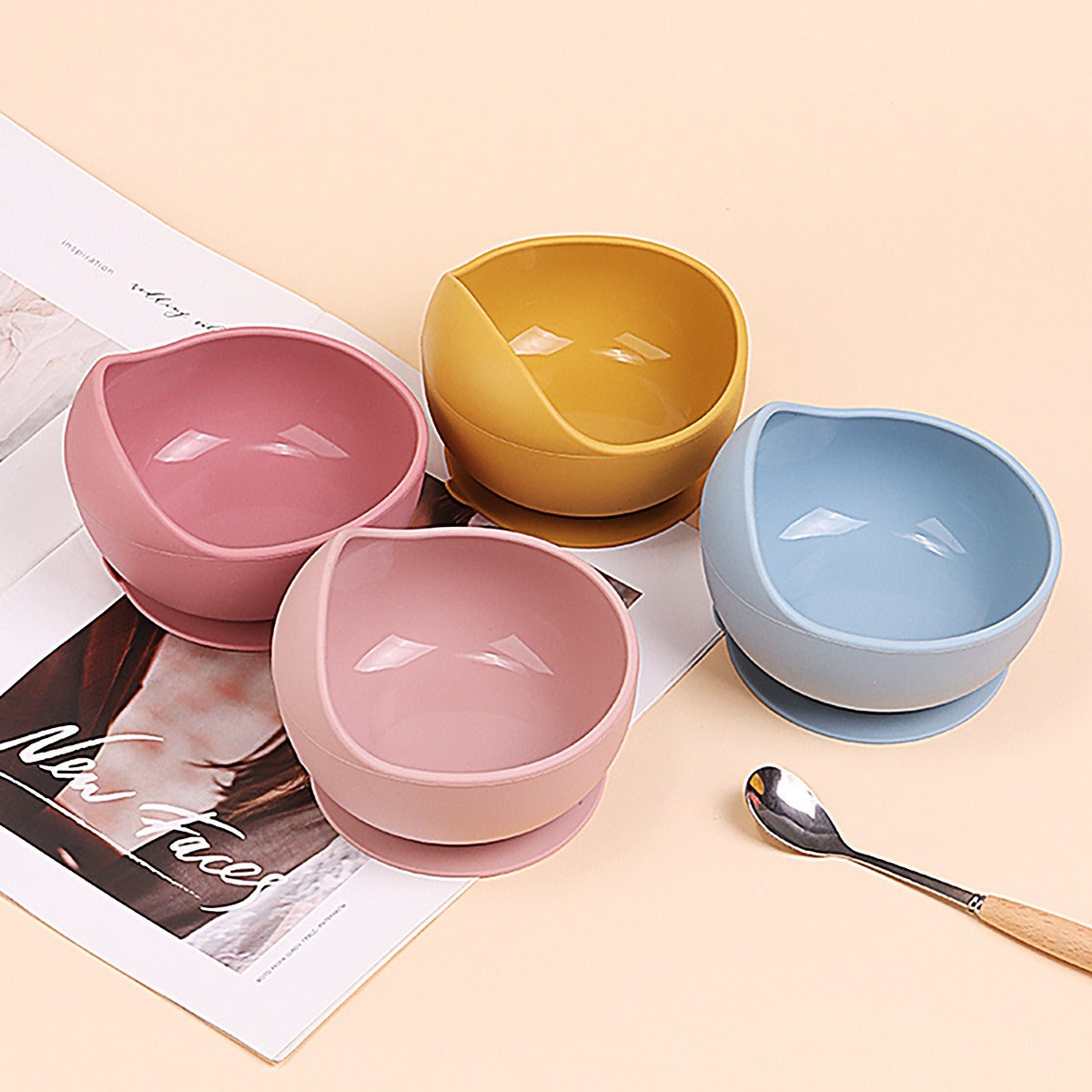 Cross-border new product food-grade silicone non-slip snack bowl suction cup type children's learning tableware snail cartoon bowl