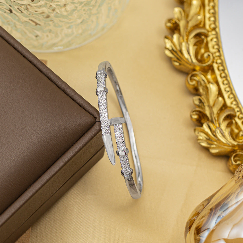 Bracelet female titanium steel fashion non-fading copper inlaid zirconium bracelet niche high-end fashion elegant jewelry wholesale hand jewelry