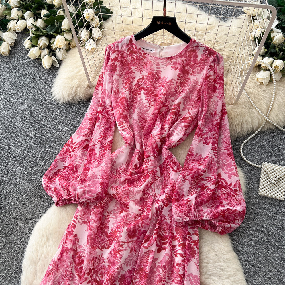 French-inspired vacation print dress for women, perfect for spring and autumn. korean style, long sleeves, cinched waist, a-line silhouette, slimming and elegant