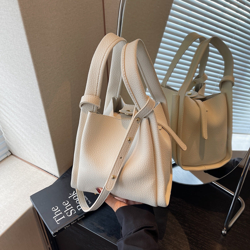 Cross-border high-end foreign gas bucket bag women's 2025 new simple and versatile shoulder messenger bag fashionable small bag
