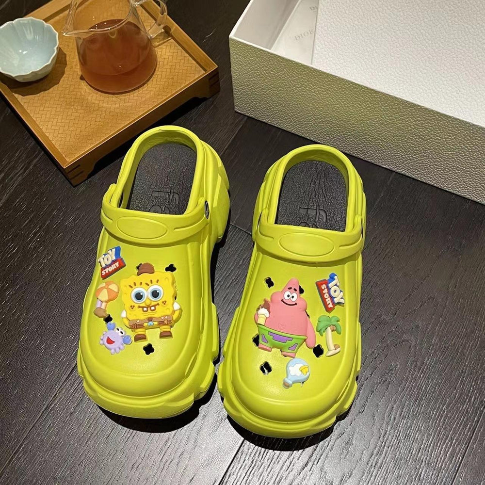New arrival crocs women's summer popular thick sole toe cap stepping on shit feeling outwearnon-slip high heel thick sole slippers wholesale