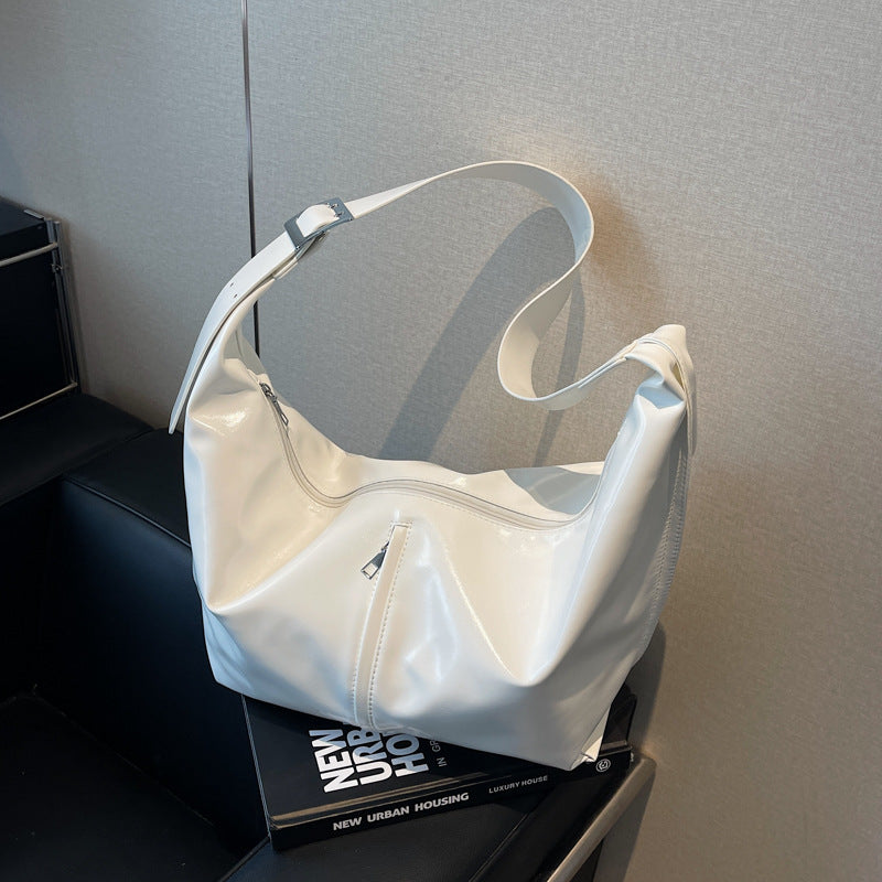 Foreign order retro fashion large capacity women 2025 new texture versatile foreign style shoulder messenger bag commuter dumpling bag