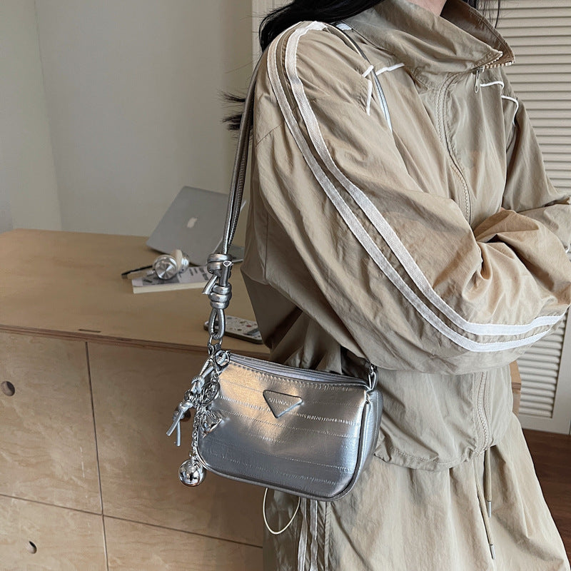 spring hot-selling silver handbag for women, 2026 new arrival, premium quality shoulder bag, versatile trendy crossbody bag