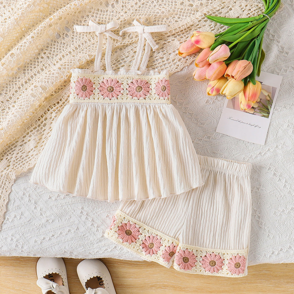 26 summer crochet flower suspender + casual shorts girl cotton and linen western style children's clothing suit wholesale in stock