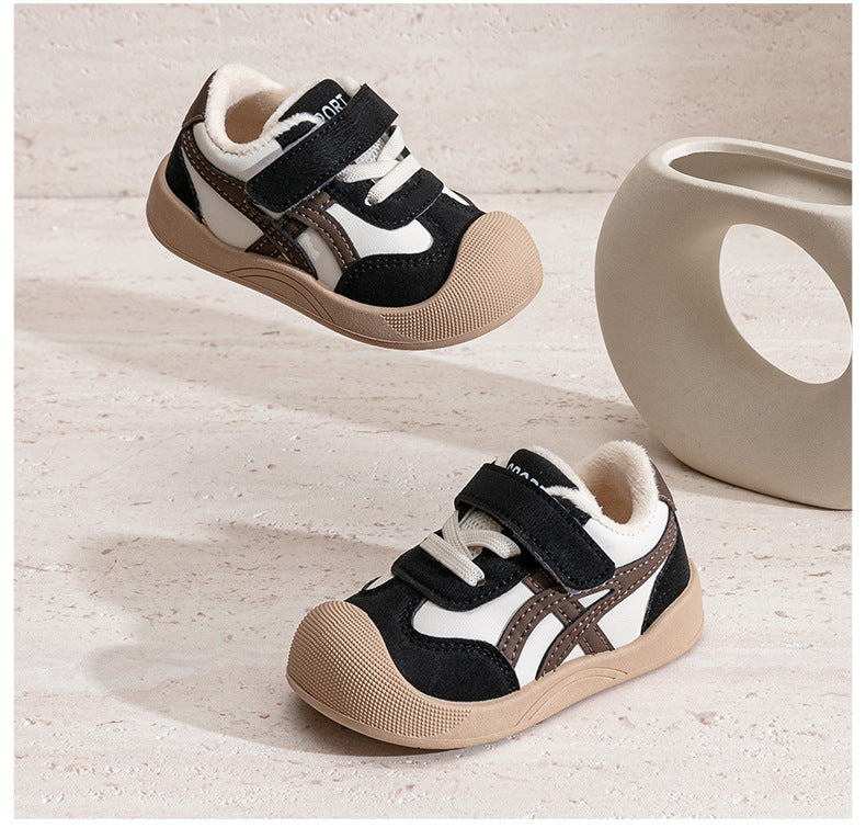New casual sports shoes for men, women, and children - canvas sneakers, first walker shoes, toddler anti-slip shoes, and insulated winter shoes