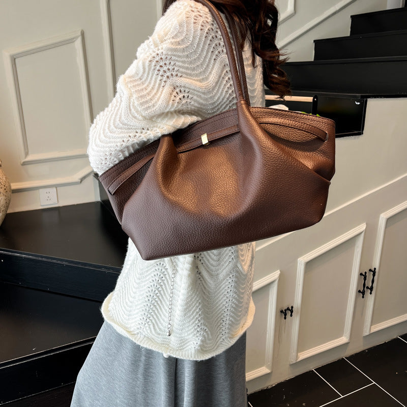 large-capacity tote bag for women 2025 autumn new arrivaltrendyeasiest for matchniche style shoulder bag classy texture armpit bag