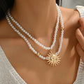 Wholesale autumn/winter necklaces: european & american cross-border jewelry, light luxury, high-end, unique, retro smiley face sun pearl choker