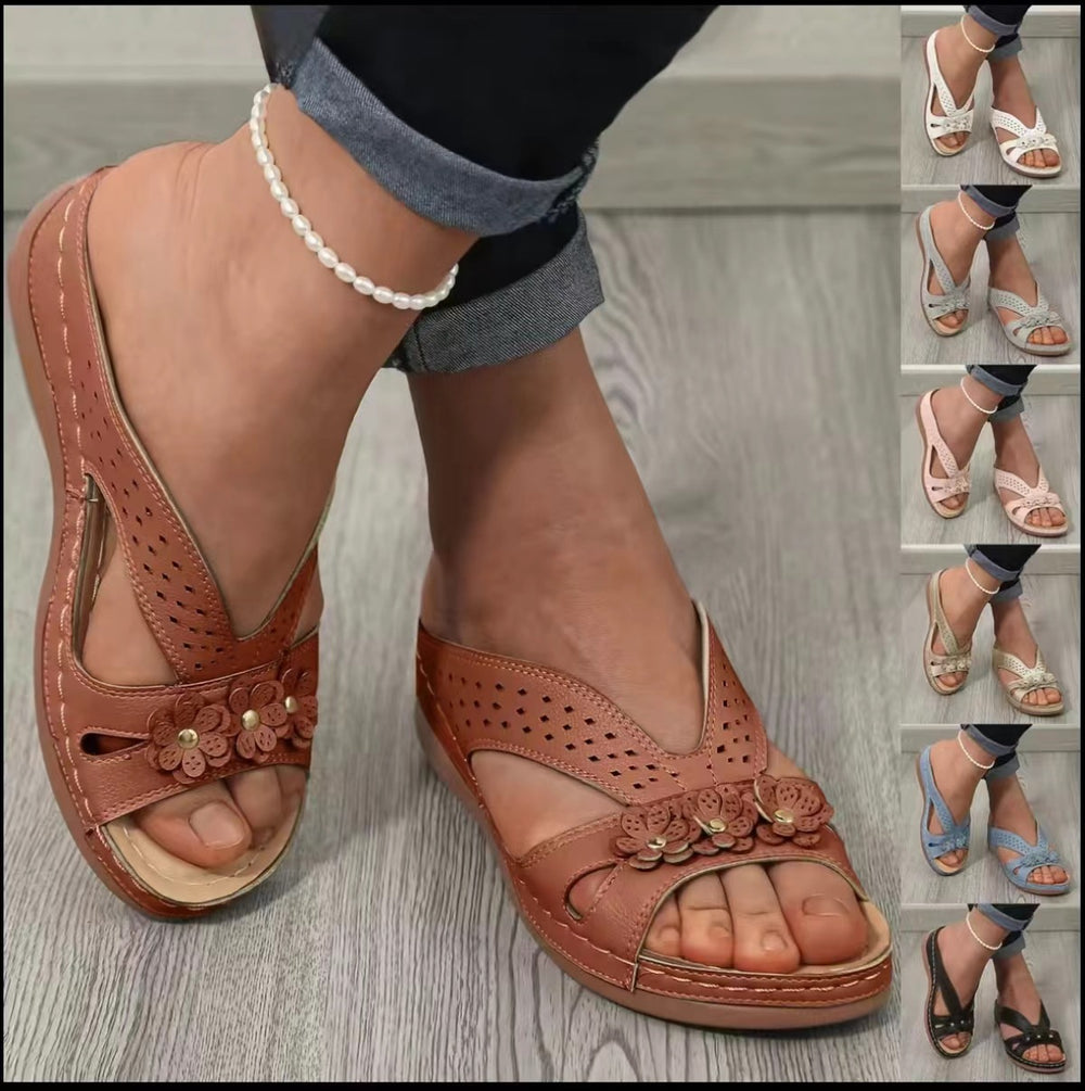 Wholesale women's plus size slippers for export: 2025 summer new arrivals - european and american style wedge heel platform slides with cutout, rivet, and floral embellishments