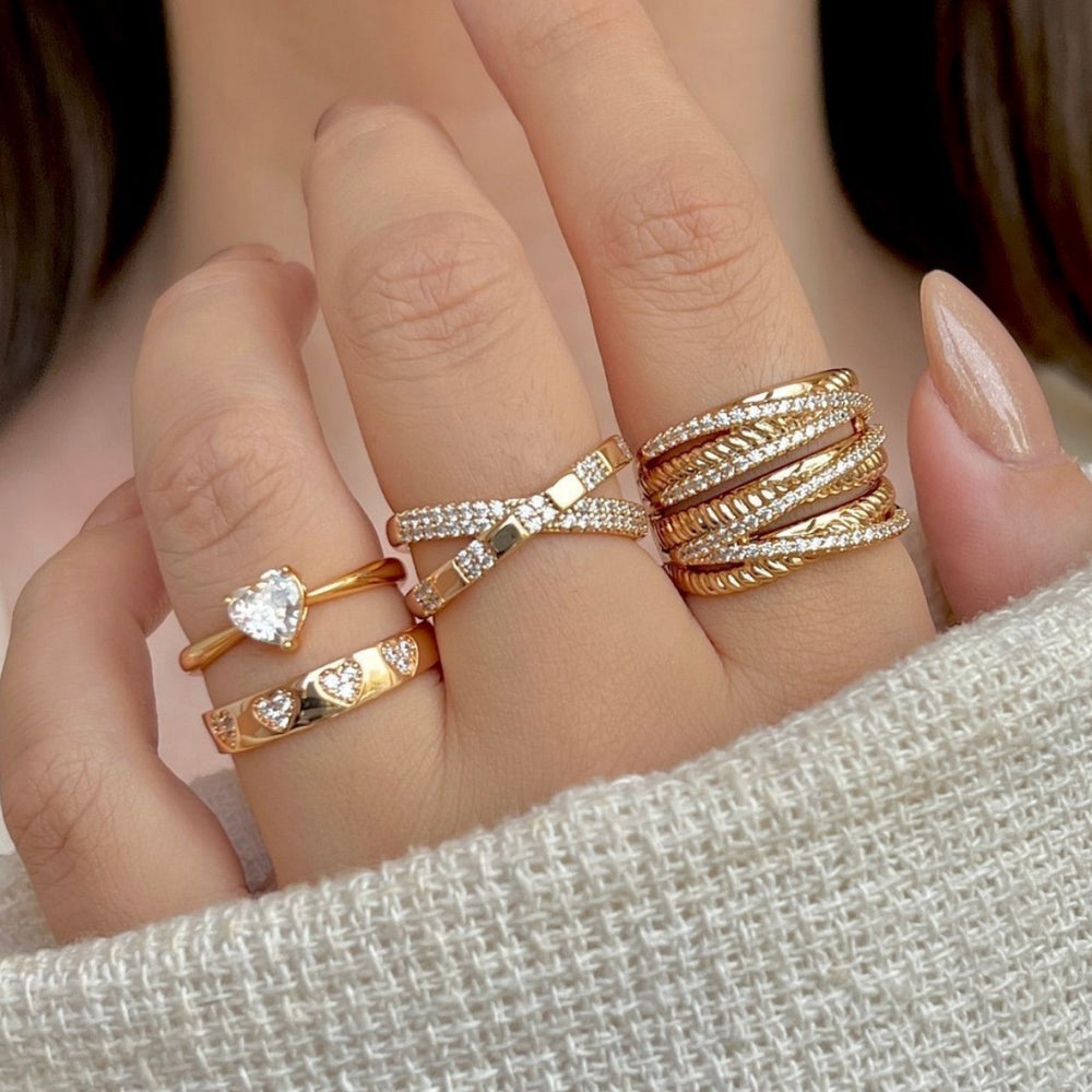 European and american cross-border minimalist chic heart-shaped diamond ring for women, unique design, interlocking stackable alloy ring set