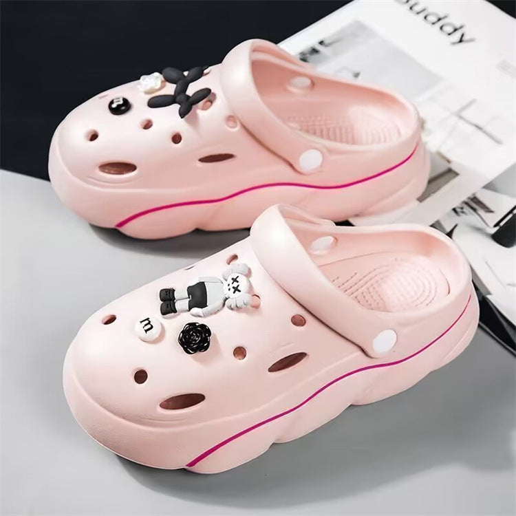 2024new arrival shit-stepping clogs for women outwearsummercutepopularthick sole nurse beach two-wear toe-cap slippers