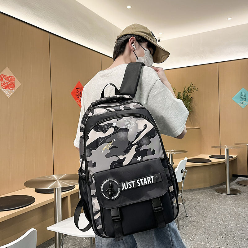New small camouflage large-capacity schoolbag, junior high school student fashion backpack, outdoor lightweight Mori backpack, computer bag