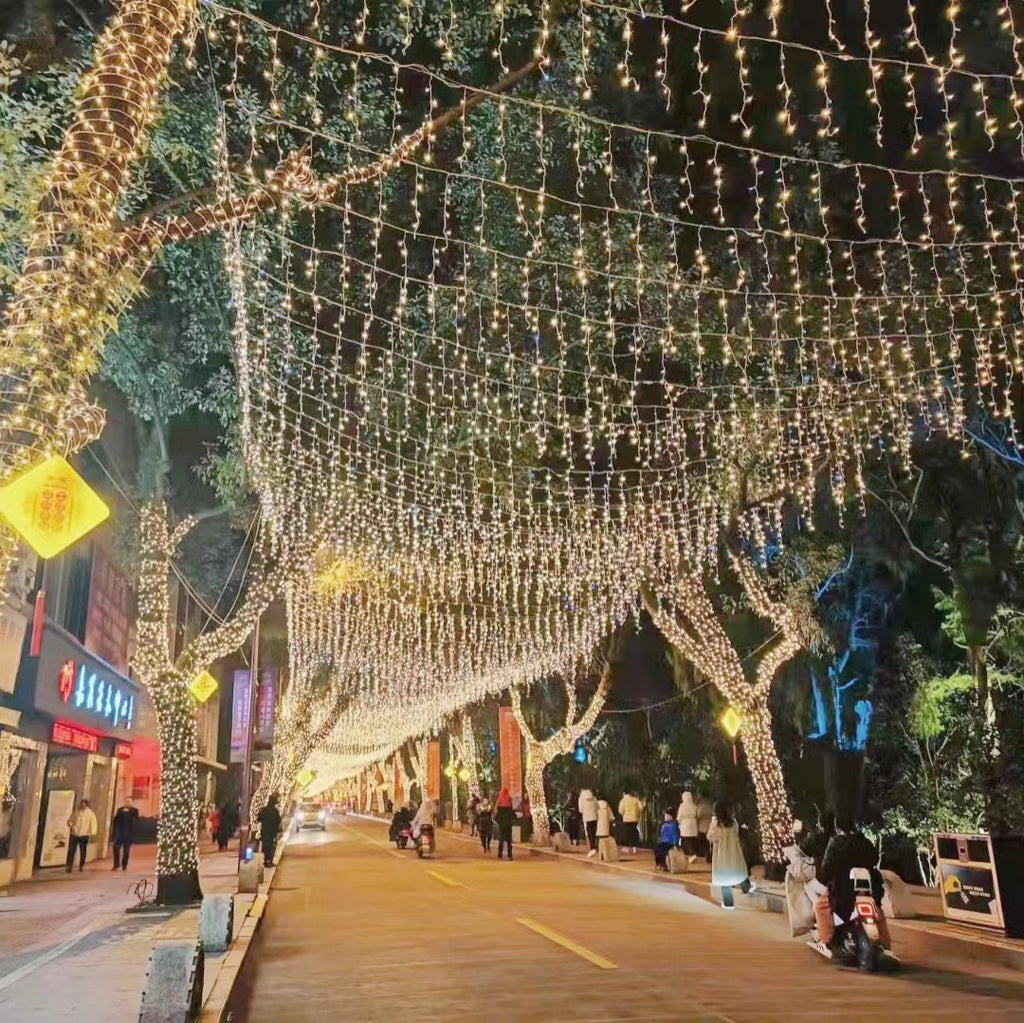 Cross-border hot-selling festival lights, shopping malls, waterfall lights, open-air squares, lighting decoration, ice strip lights, gypsy curtains, lights