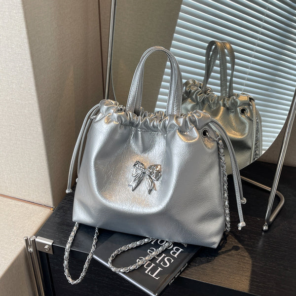 Trend pleated cloud bag women's 2025 new fashion popular bow crossbody backpack chain bucket bag