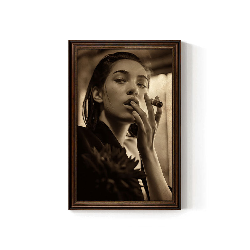 Cigar bar hanging painting American retro beautiful woman bar KTV box wall decoration painting industrial style tobacco and alcohol shop mural