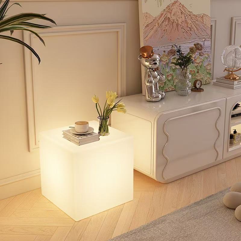 Cube floor lamp living room bedroom ins style high-end atmosphere lamp simple modern bedside table lamp led light