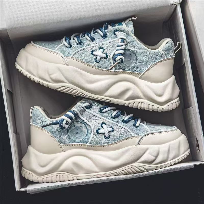 Niche men's shoes winter breathable easiest for matchthick sole bread shoes men non-slip hidden heelcasual dad sports trendy shoes