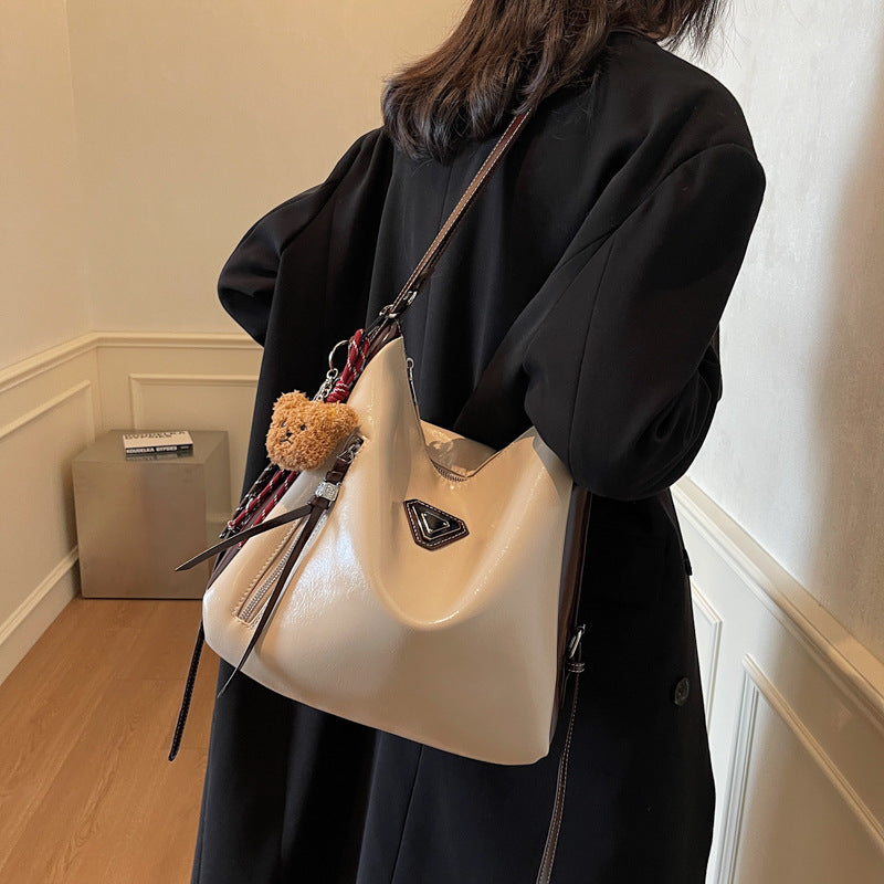 Foreign trade large-capacity tote bag 2025 new women's shoulder messenger bag backpack European and American style commuter bag women