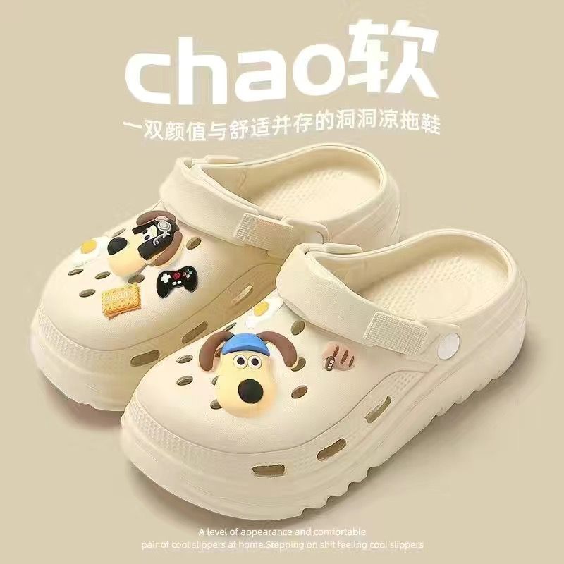 New arrival crocs women's summer 2025 new arrival shit-stepping outwear nurse thick solenon-slip toe cap sandals and slippers for women