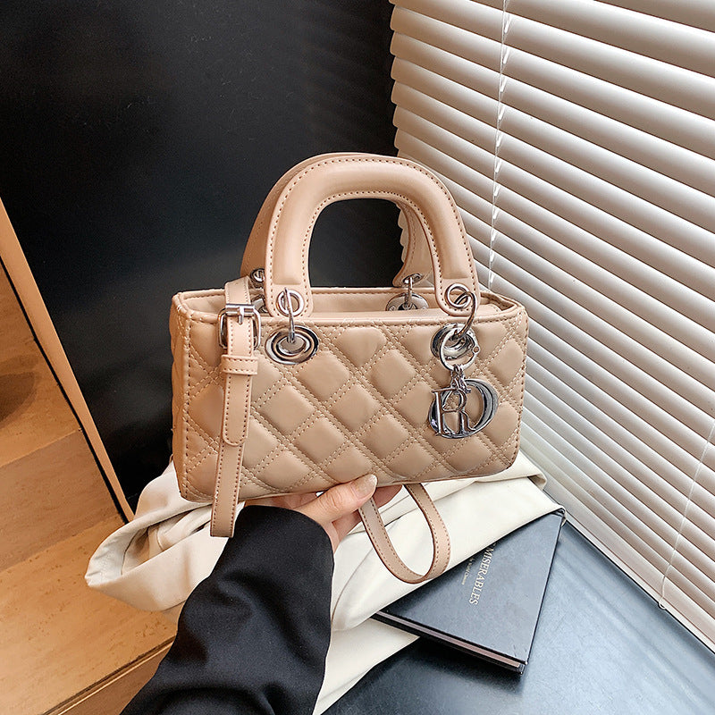 Cross-border high-end diamond Princess Diana bag women's 2025 summer new temperament simple shoulder bag trendy versatile women's bag