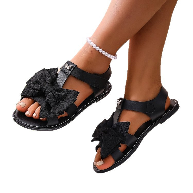 summer new arrival: women's plus-size flat slippers for cross-border e-commerce. wholesale available. dropshipping to  and . (price difference: $0.67)