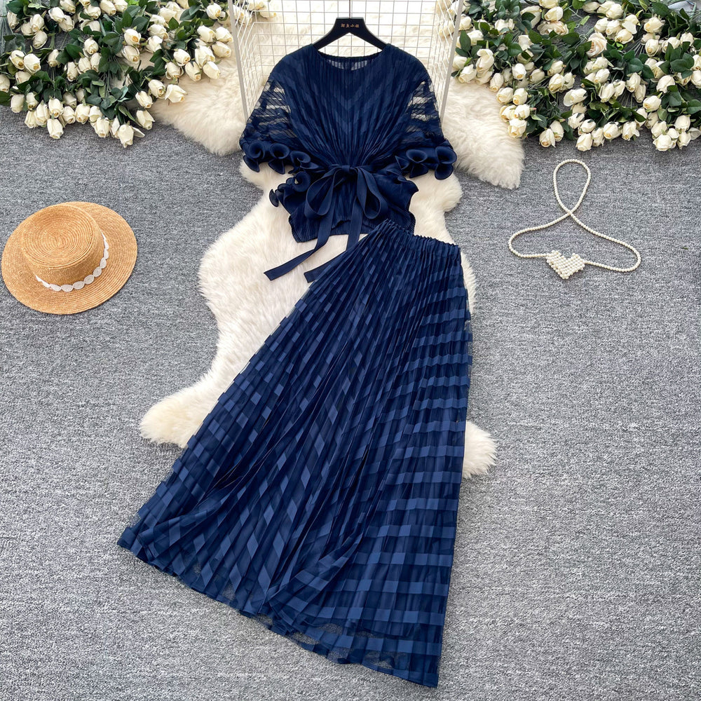 French chic lace v-neck two-piece set for women -  summer collection: tie-waist pleated skirt, slimming and elegant