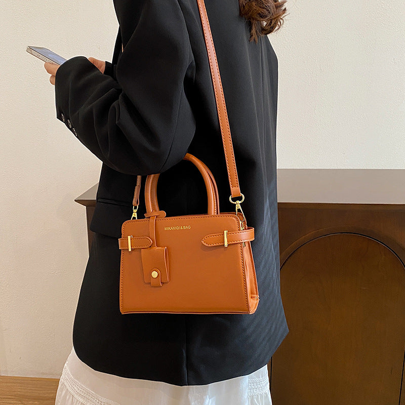 Simple handbag retro oblique span bag commuter bag women's shoulder bag fashion light luxury tote bag